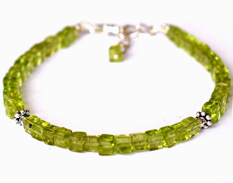 NATURAL PERIDOT BOX  BRACELET W/ 925 SILVER (1 of 4)