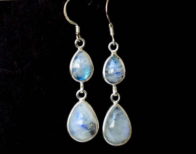 RAINBOW MOONSTONE EARRING W/ 925 SILVER: These are Natural , earth mined and hand crafted with precision RAINBOW MOONSTONE BRIOLETTE PEAR EARRING with SOLID 925 Sterling Silver wire and hooks . Size of stone - 7x9 - 9x12 mm, Width - 3 - 4.5 
