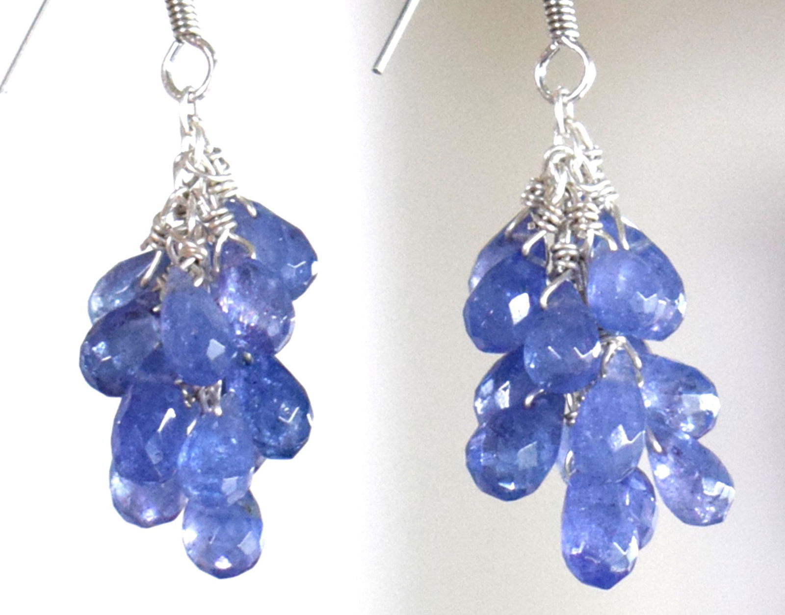TANZANITE EARRING W/ SOLID 925 STERLING SILVER (1 of 4)