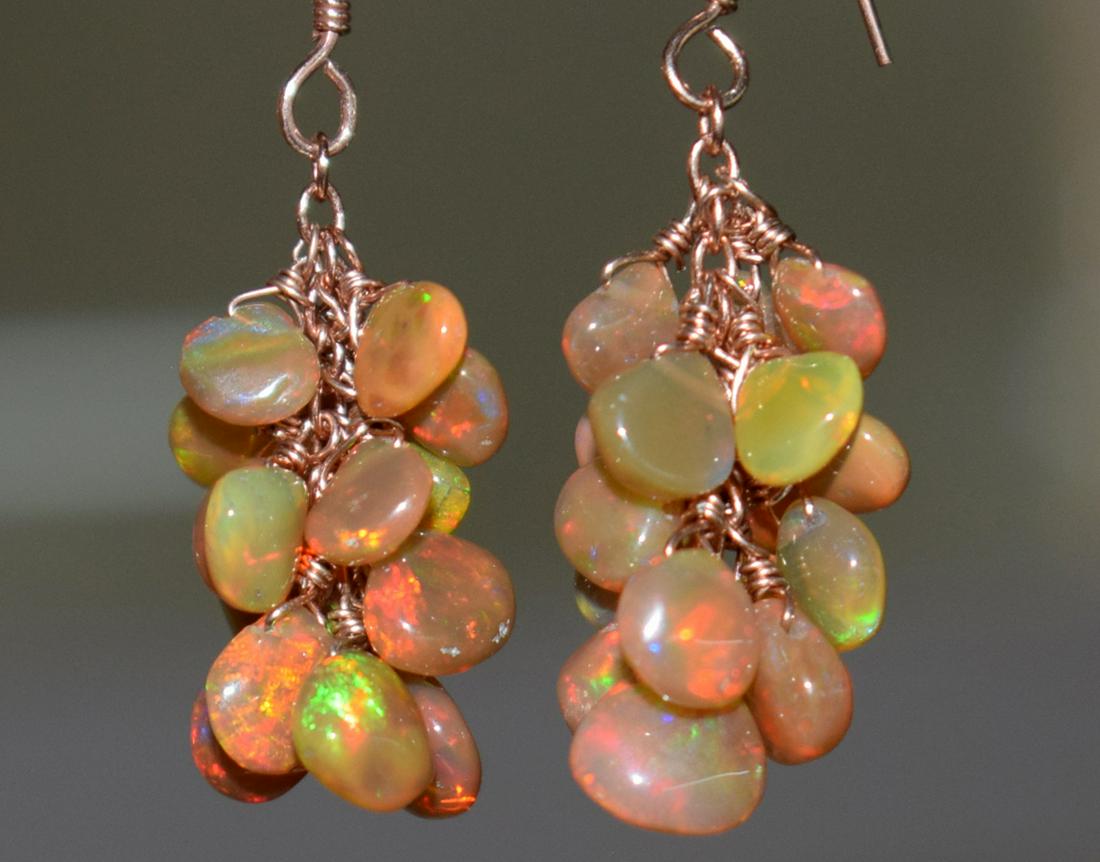 FINE ETHIOPIAN OPAL HEART EARRING W/ STERLING SILVER (1 of 4)