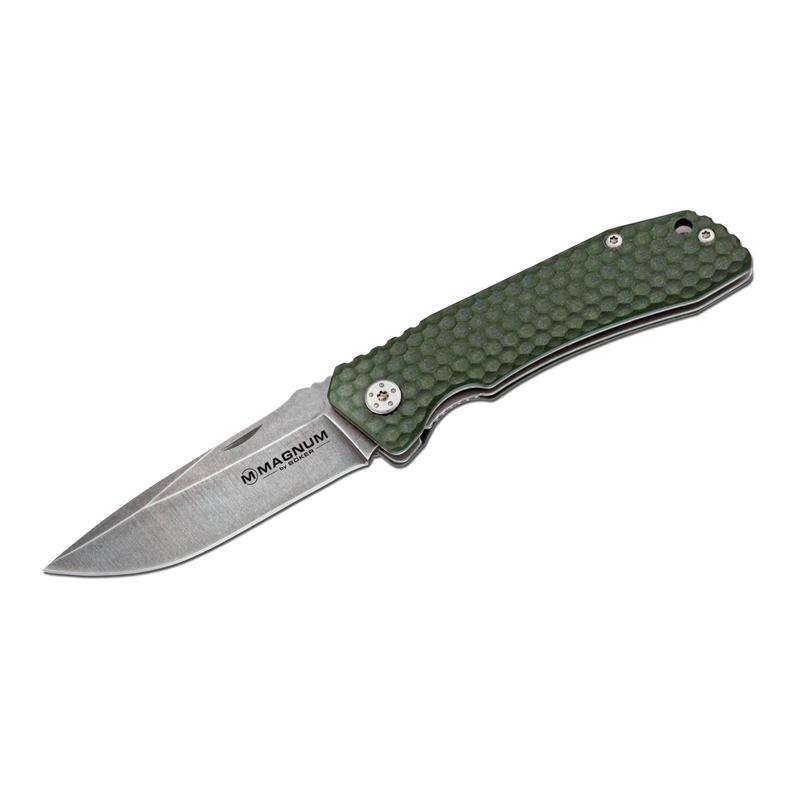 Magnum Winter Green: Magnum Winter Green **|**|** A small and compact knife ideal for everyday carry. The 440 stainless steel blade has a matte stonewash finish and the green G-10 handle scales have a golf ball texture fo