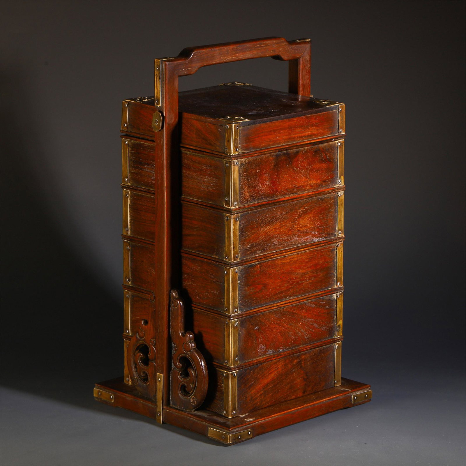 A CHINESE ZITAN ROSEWOOD LONG HANDLE BOX: H. 40 cm. L. 22 cm. W. 22 cm. Weight 3200 gram. Shipping cost $50 to US 48 states and $150 for oversea International delivery. Local pickup at our office available but need pay in advance. Combined sh
