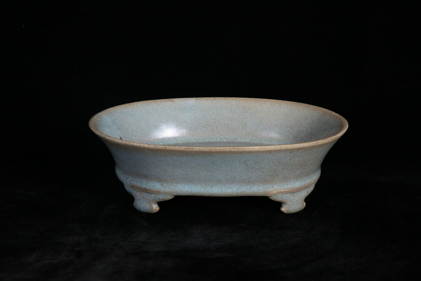 CHINESE PORCELAIN RUYAO BLUE GLAZE PLANTER (1 of 8)