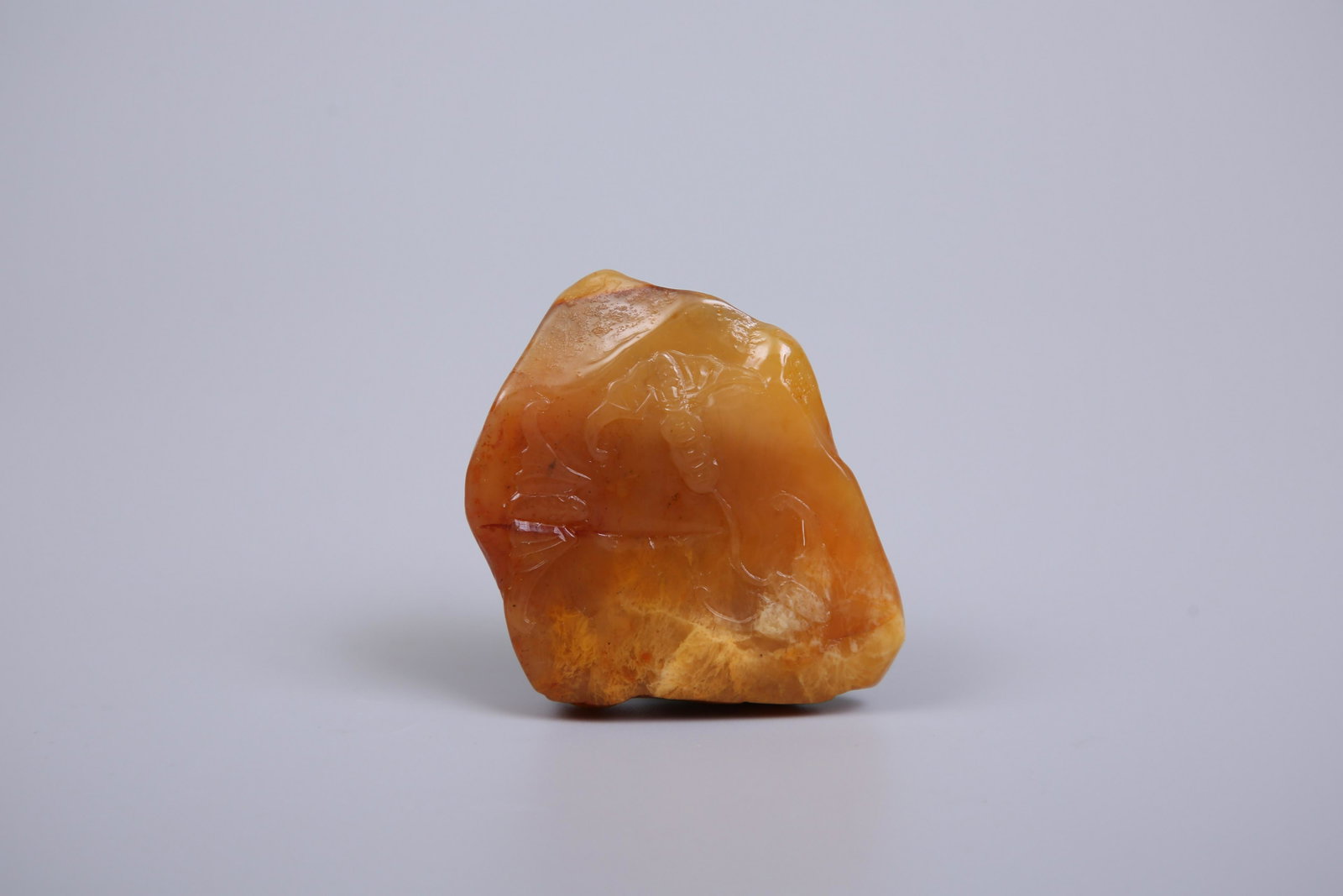 CHINESE SOAPSTONE TIANHUANG SCHOLAR ROCK: CHINESE SOAPSTONE TIANHUANG SCHOLAR ROCK. Weight 65 gram. Shipping cost $30 to US 48 states and $100 for oversea International delivery. Local pickup at our office available but need pay in advance. C