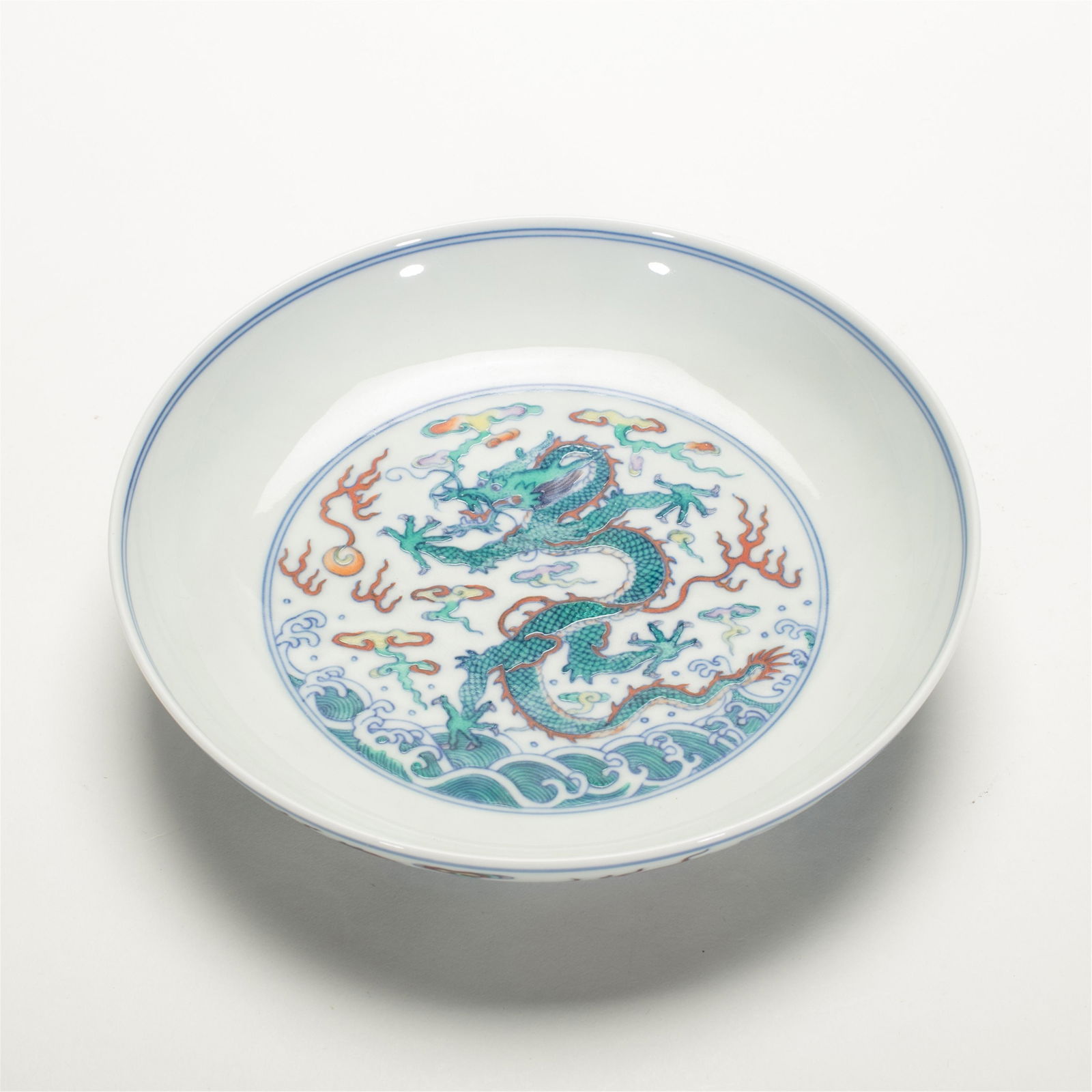 CHINESE PORCELAIN DOUCAI DRAGON PLATE (1 of 5)