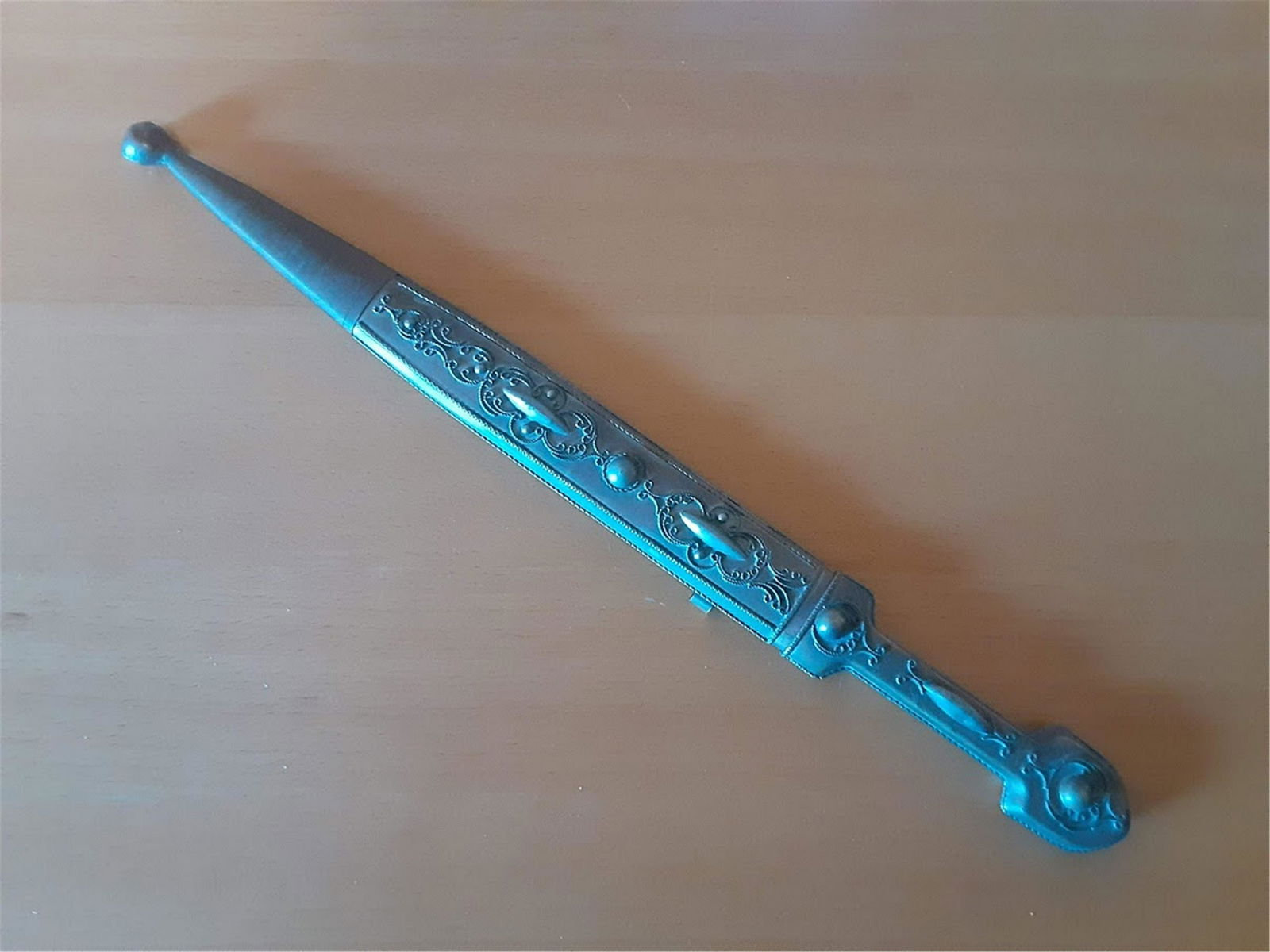 AUTHENTIC CAUCASIAN DAGGER (1 of 6)