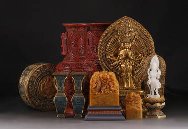 HIGHLIGHT OF CHINESE ANTIQUE