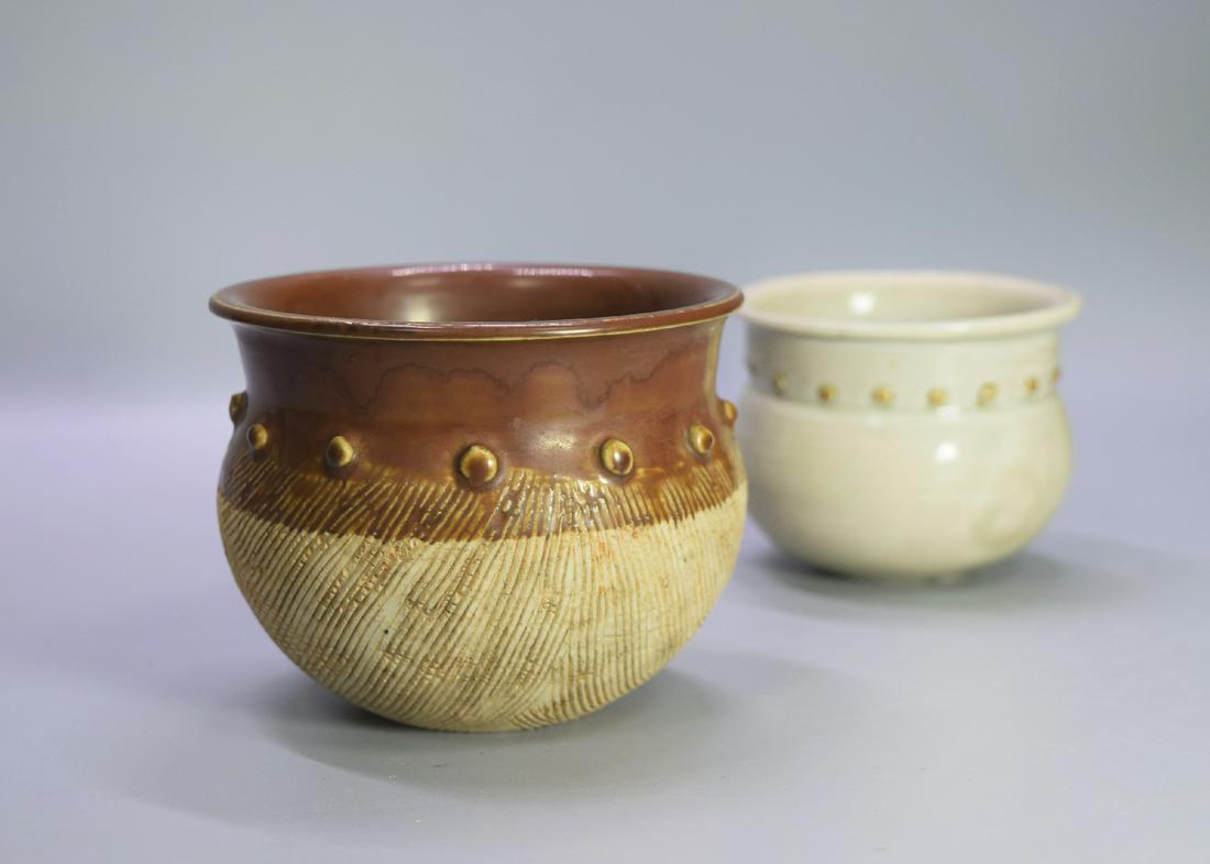 TWO CHINESE PORCELAIN WHITE GLAZE WATER POT (1 of 5)