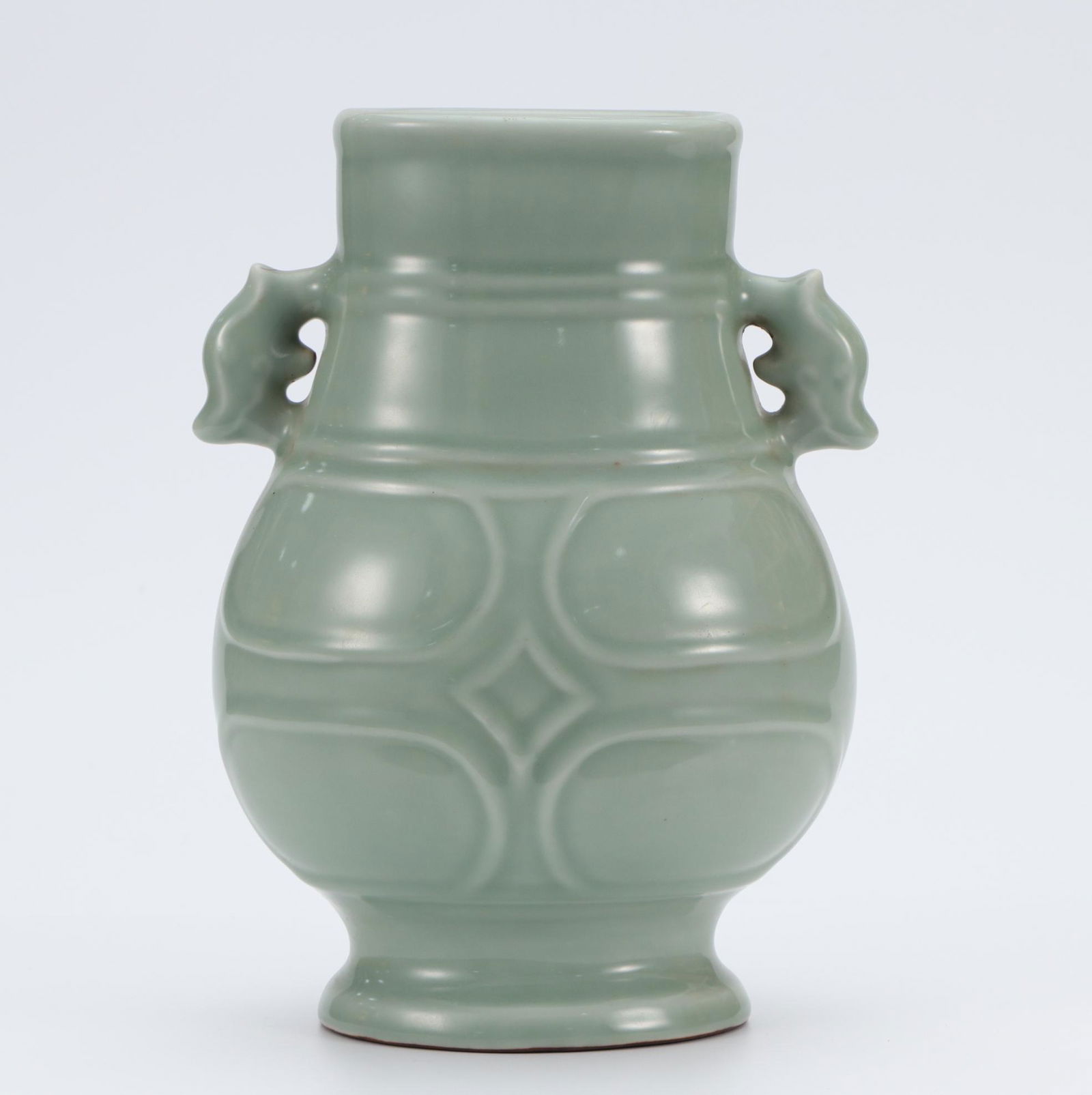 CHINESE PORCELAIN GEYAO CELADON GLAZE ZUN VASE (1 of 9)