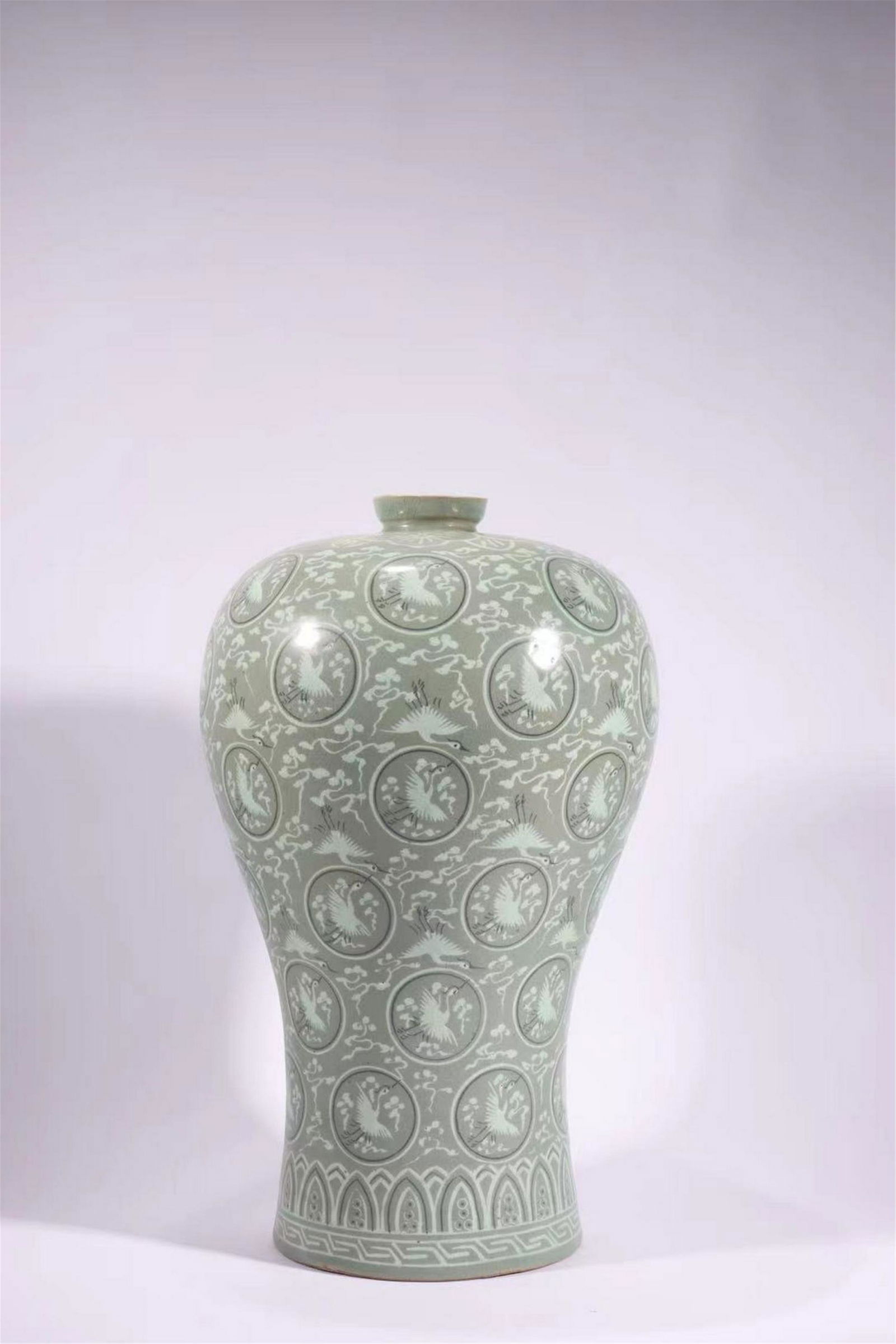 KOREAN CELADON GLAZE PAINTED CRANE MEIPING VASE (1 of 8)