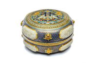 CHINESE JADE INLAID CLOINONNE LIDDED ROUND BOX