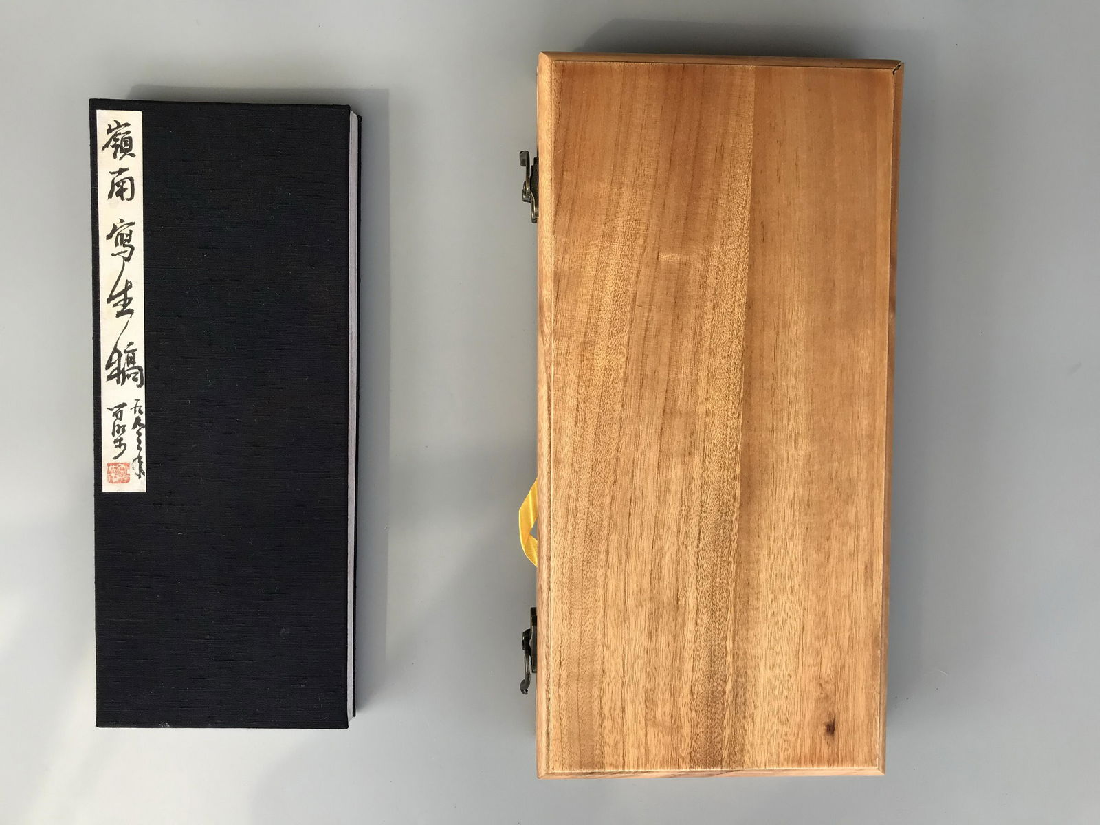 TWEENTY-ONE PAGES OF CHINESE ALBUM PAINTING OF: TWEENTY-ONE PAGES OF CHINESE ALBUM PAINTING OF LANDSCAPE SIGNED BY LI KERAN. Image only size 12 cm. by 30 cm. Total 21 pages. Shipping cost $30 to US 48 states and $100 for oversea International deliv