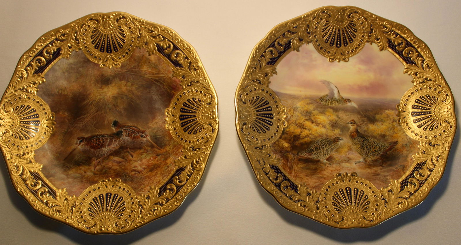 Fine Pair Cauldon Gold Ornithological Cabinet Plates (1 of 4)