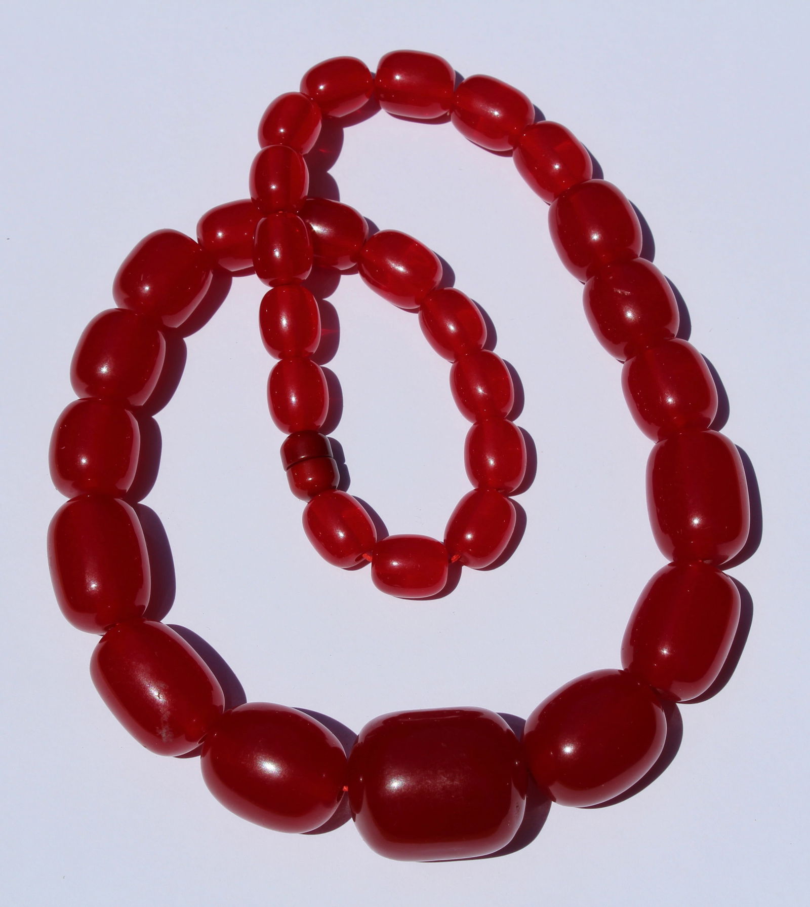 LARGE CHERRY AMBER STYLE NECKLACE (1 of 2)