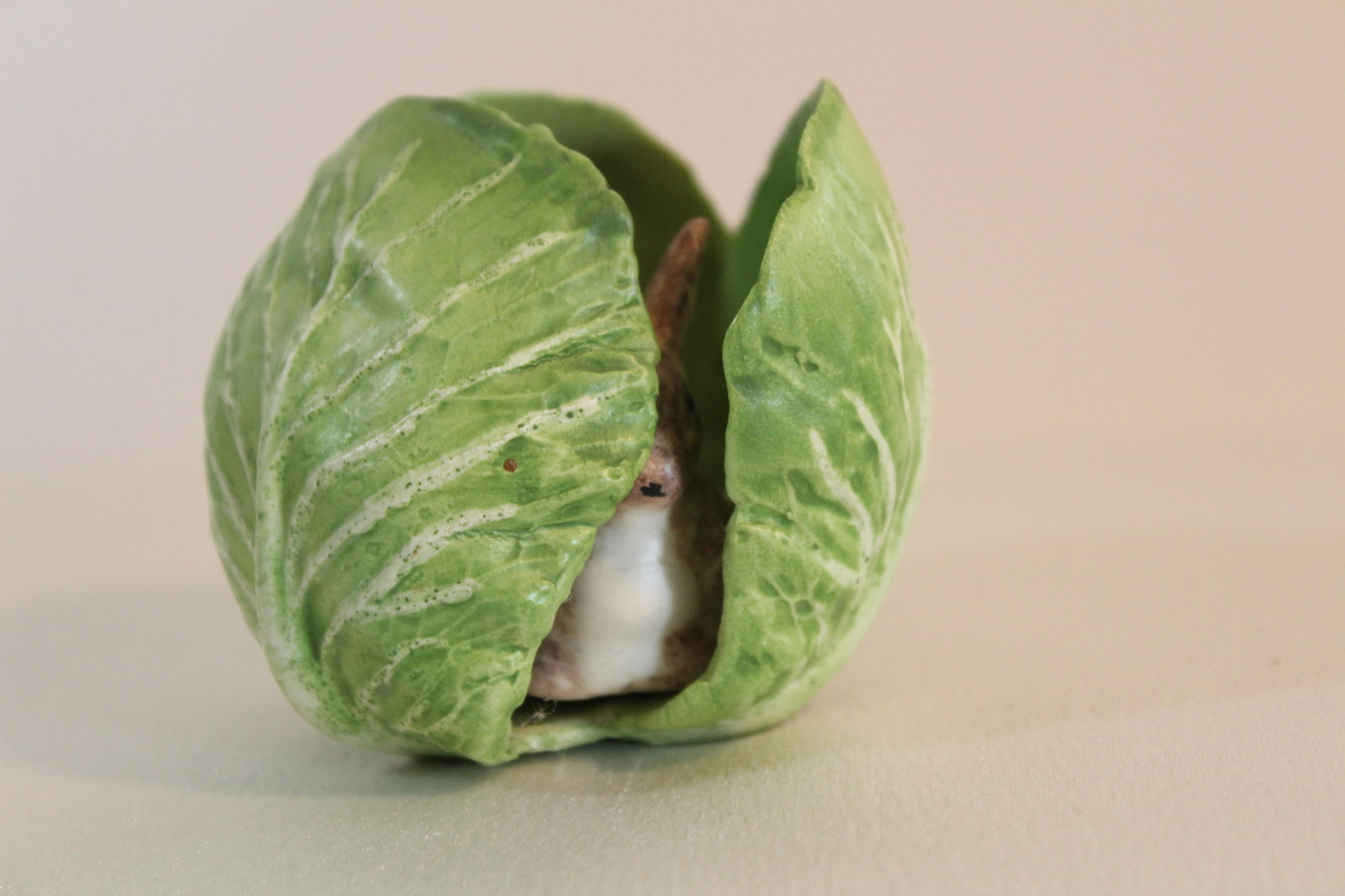 RARE MARY KIRK KELLY RABBIT IN CABBAGE LEAVES (1 of 4)