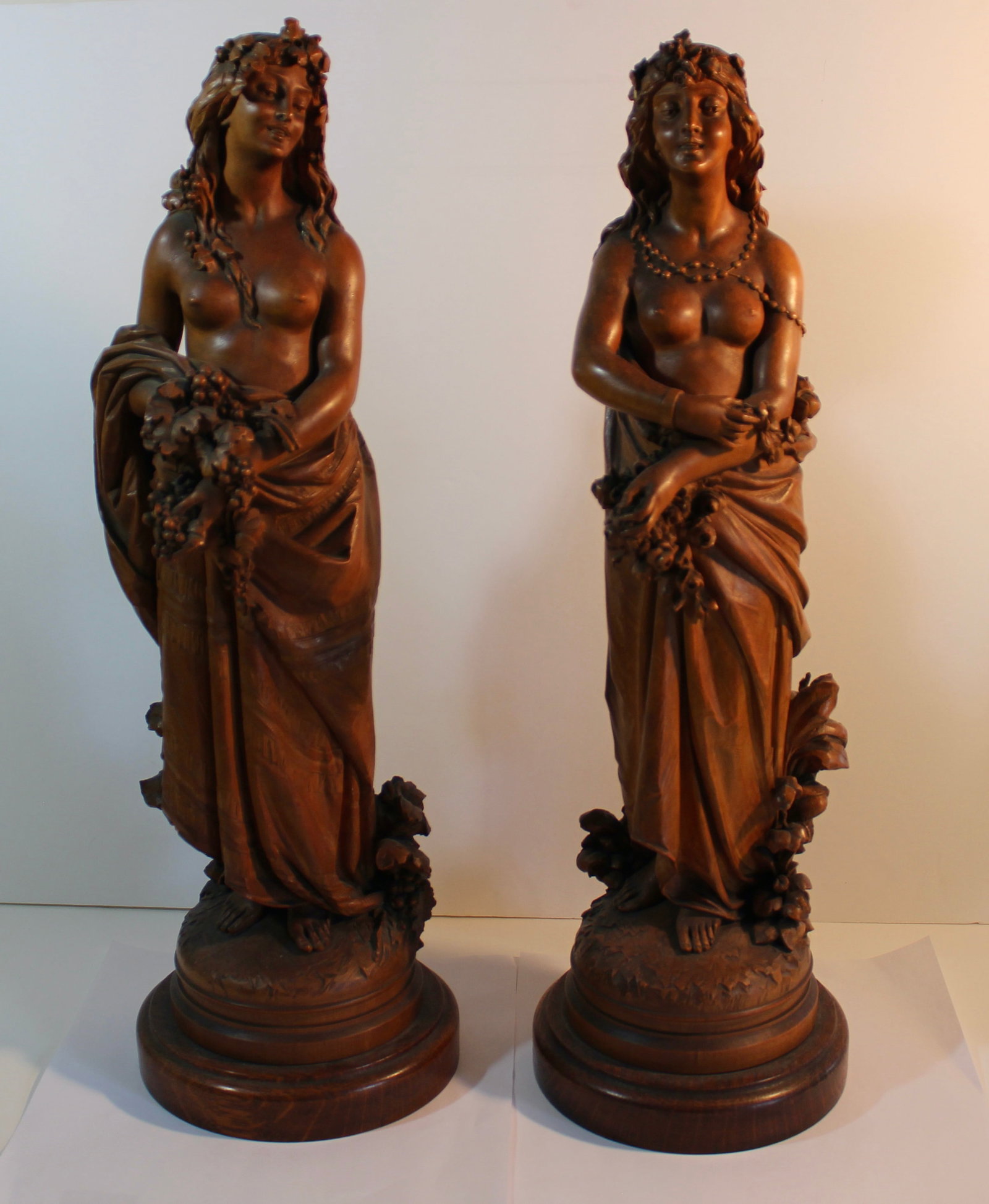 FINE PAIR ITALIAN CARVED FIGURES (1 of 3)