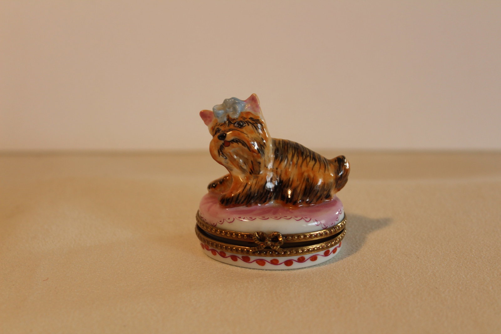 LIMOGES DOG TRINKET BOX (1 of 4)