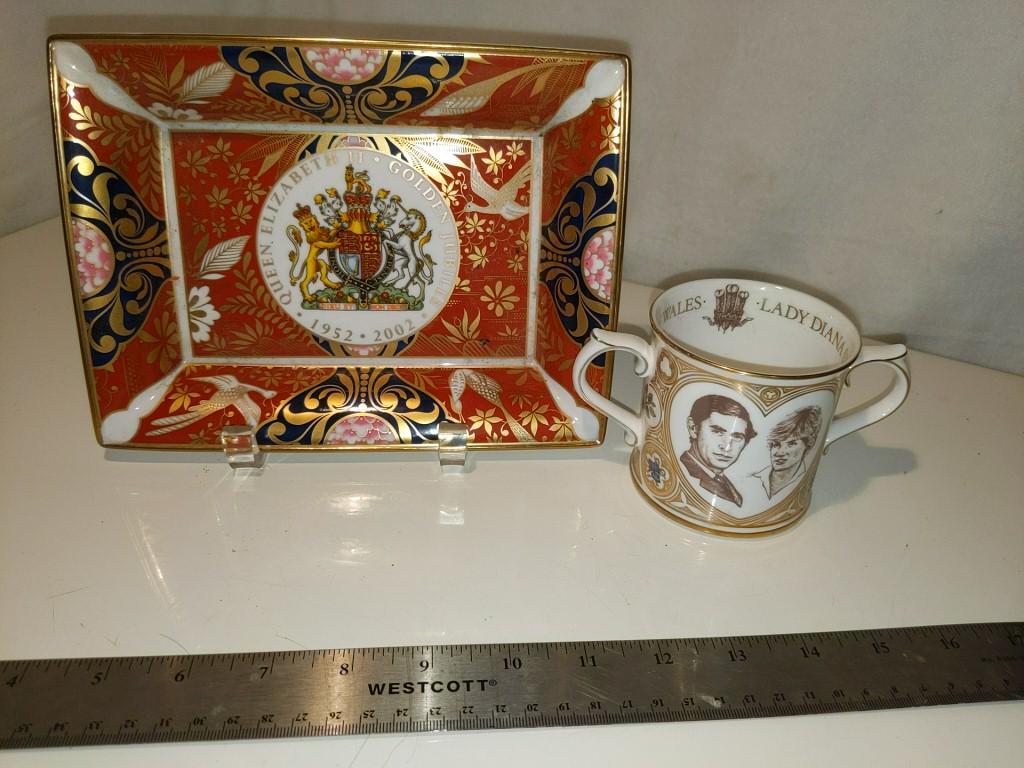 Pair of English Royalty Porcelain Items (QEII/Di) (1 of 7)