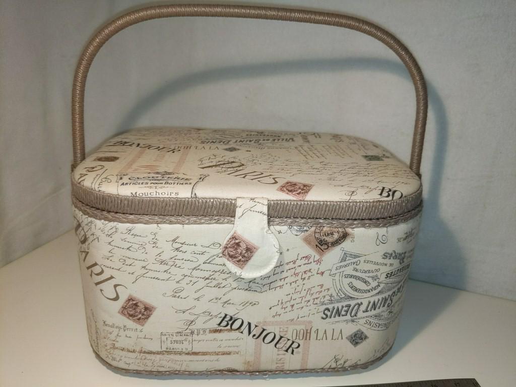 French-Themed Sewing Case 13.5" wide (1 of 4)