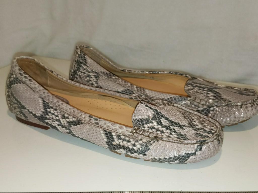 Cole Haan Snake Print Flats Sz 9.5B (1 of 6)