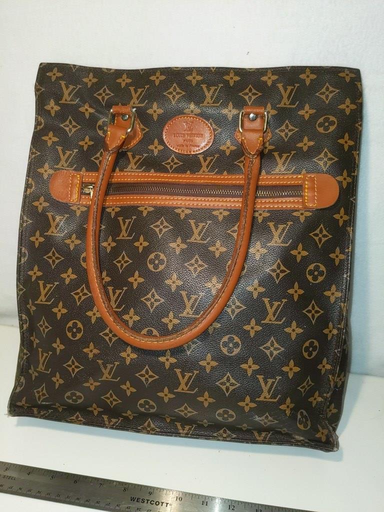 Louis Vuitton Bag /Tote 14x15": Louis Vuitton Bag /Tote 14x15" 14x15"