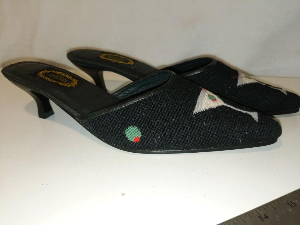 Larkspur Collection Tapestry Martini Kitten Heels Sz L: Larkspur Collection Tapestry Martini Kitten Heels Sz L Sz L