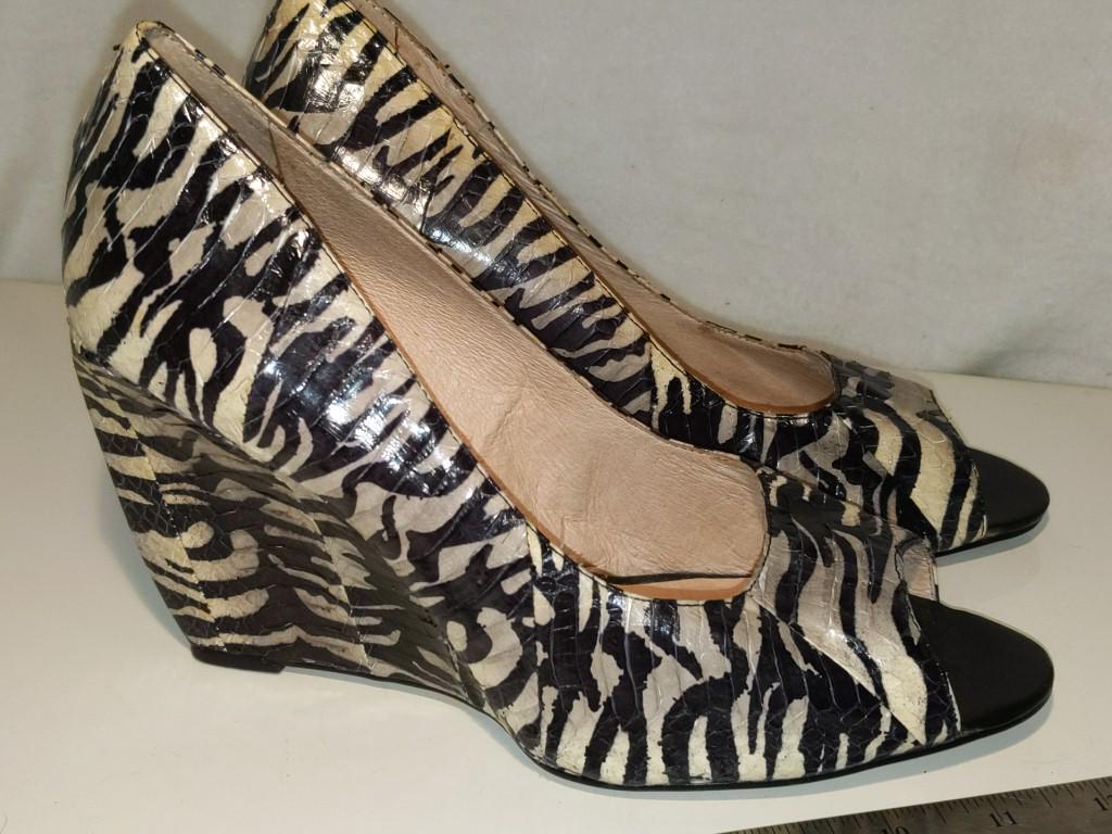 House of Harlow 1960 Zebra on Python Shoes High (1 of 7)