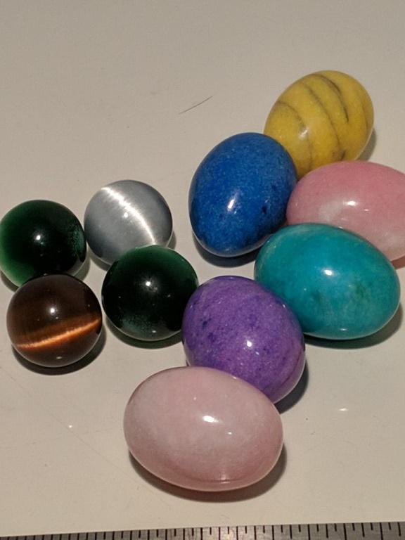 Lot of Marbles (Egg-Shaped and Tiger-eye): Lot of Marbles (Egg-Shaped and Tiger-eye)