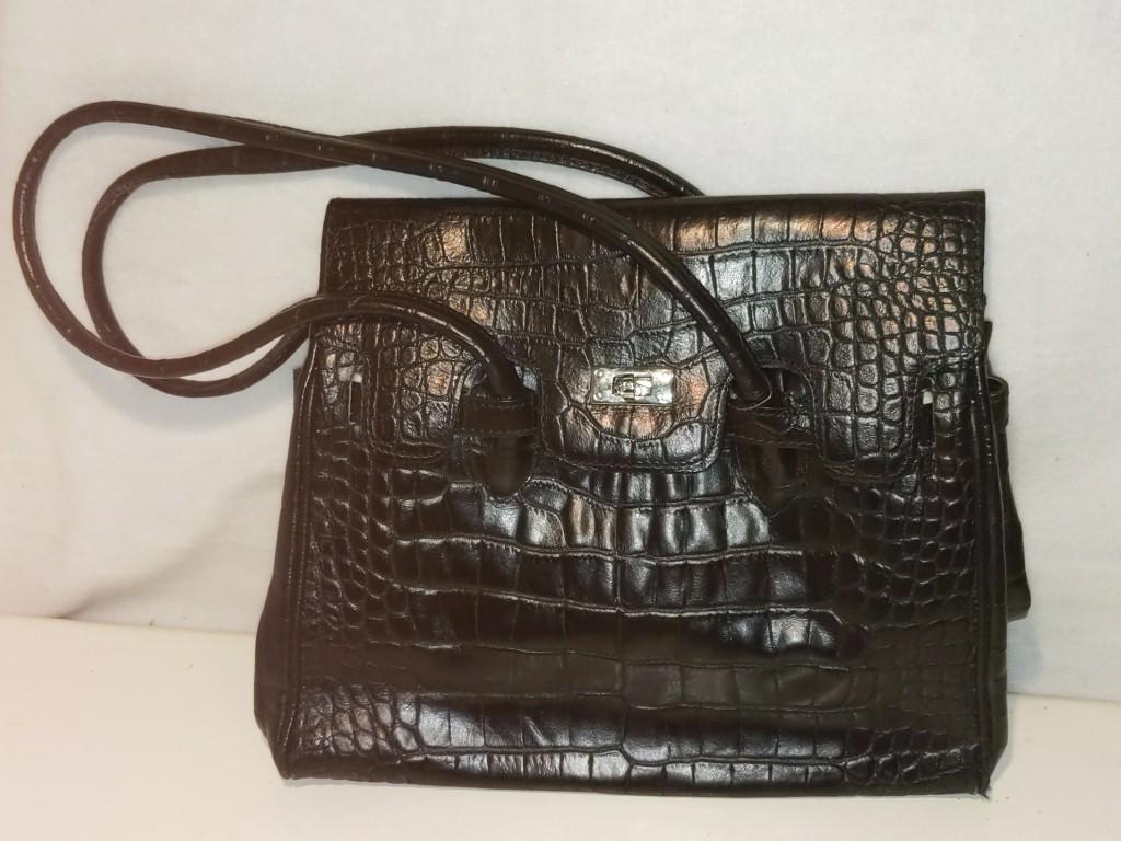 Black Leather Croc Print Purse Unsigned, appears unused (1 of 4)
