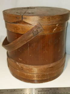 Shaker Antique Lidded Bucket: Shaker Antique Lidded Bucket