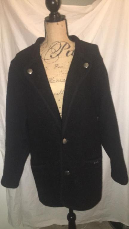 Geiger Collections Black Wool Sweater Gently worn (1 of 3)