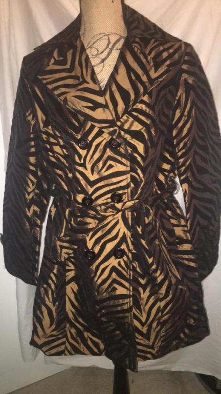 Grace Chuang Tiger Print Jacket Sz Large 50% nylon, 50% (1 of 3)