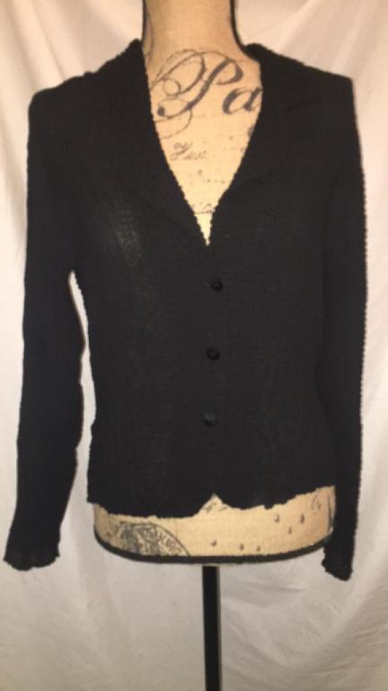 Pleats Collection Black Cardigan Sz Medium 100%: Pleats Collection Black Cardigan Sz Medium 100% polyester. Like new. 100% polyester. Like new.