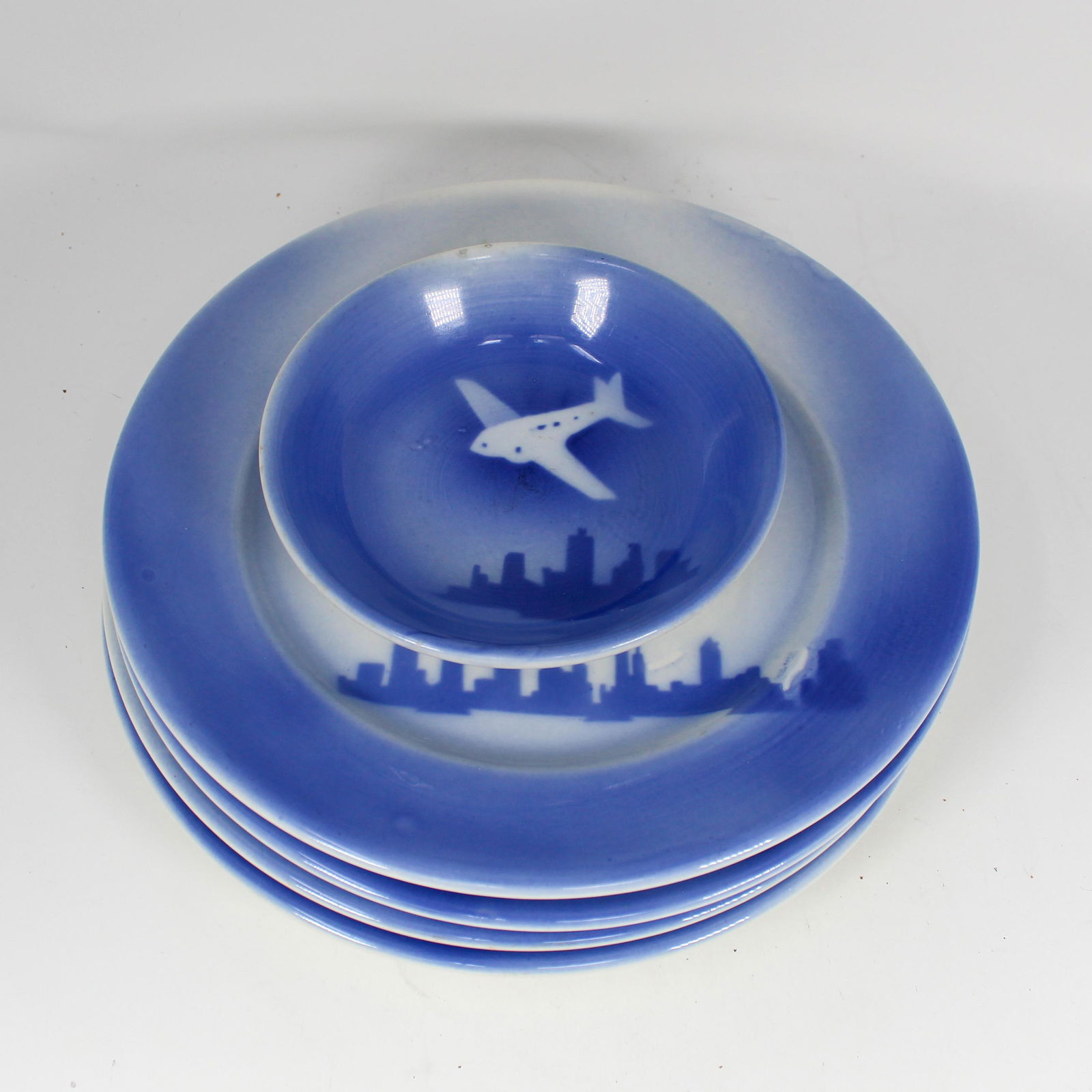 1940s Syracuse China Stylized DC 3 Saucer and Plates (1 of 5)