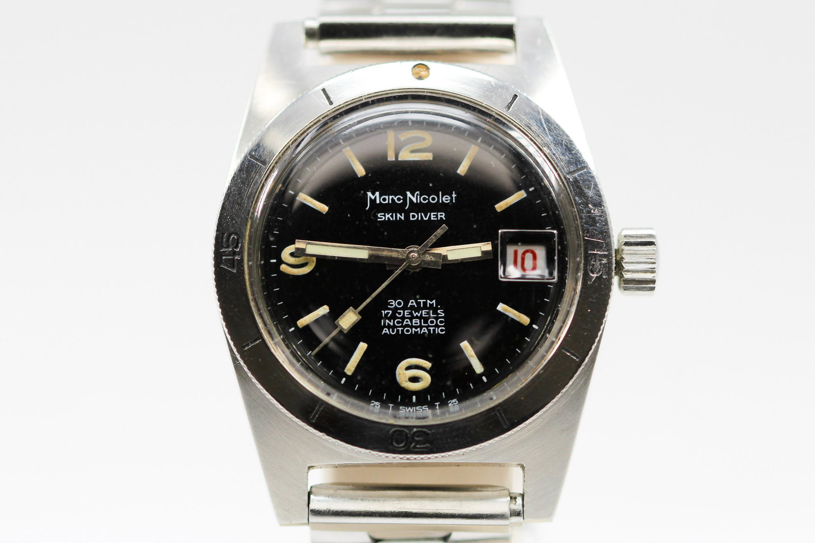 Vintage Marc Nicolet Skin Diver 30 ATM 17 Jewels (1 of 5)