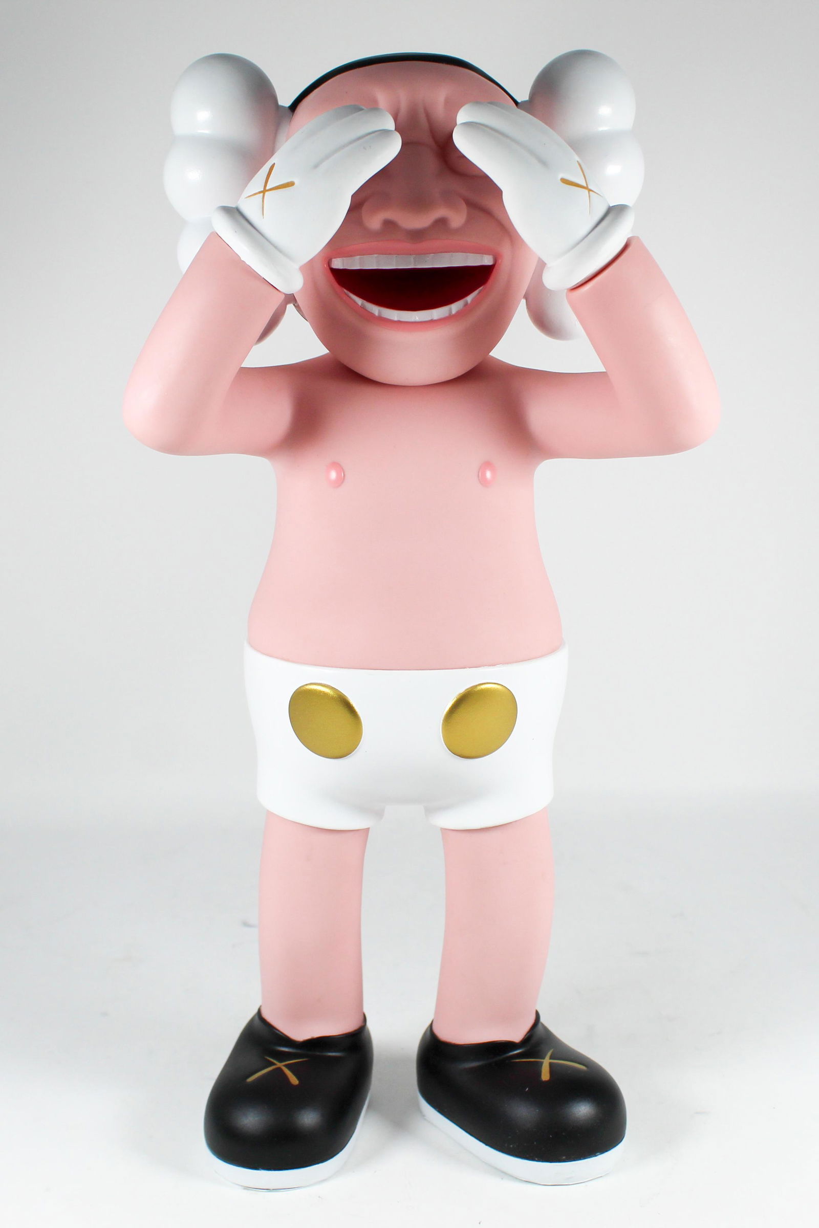 REPLICA KAWS X YUE MINJUN MOT ART MEDICOM TOY (1 of 5)