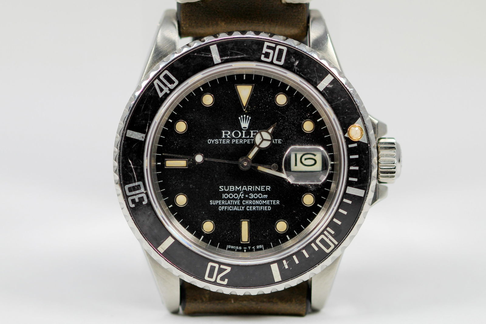 Vintage Rolex Oyster Perpetual Submariner with Date (1 of 4)