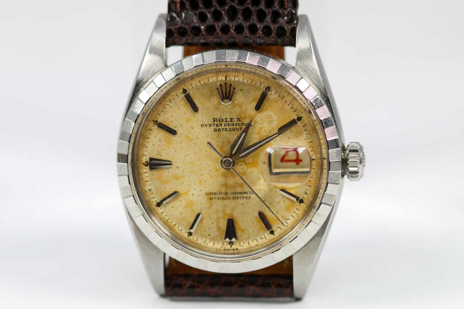 Vintage Rolex Oyster Perpetual Datejust with Date: Stainless Steel Vintage Rolex Oyster Perpetual Datejust with Date Wristwatch Model # 6605 Serial # 415298. 35mm diameter. Running at time of cataloging.
