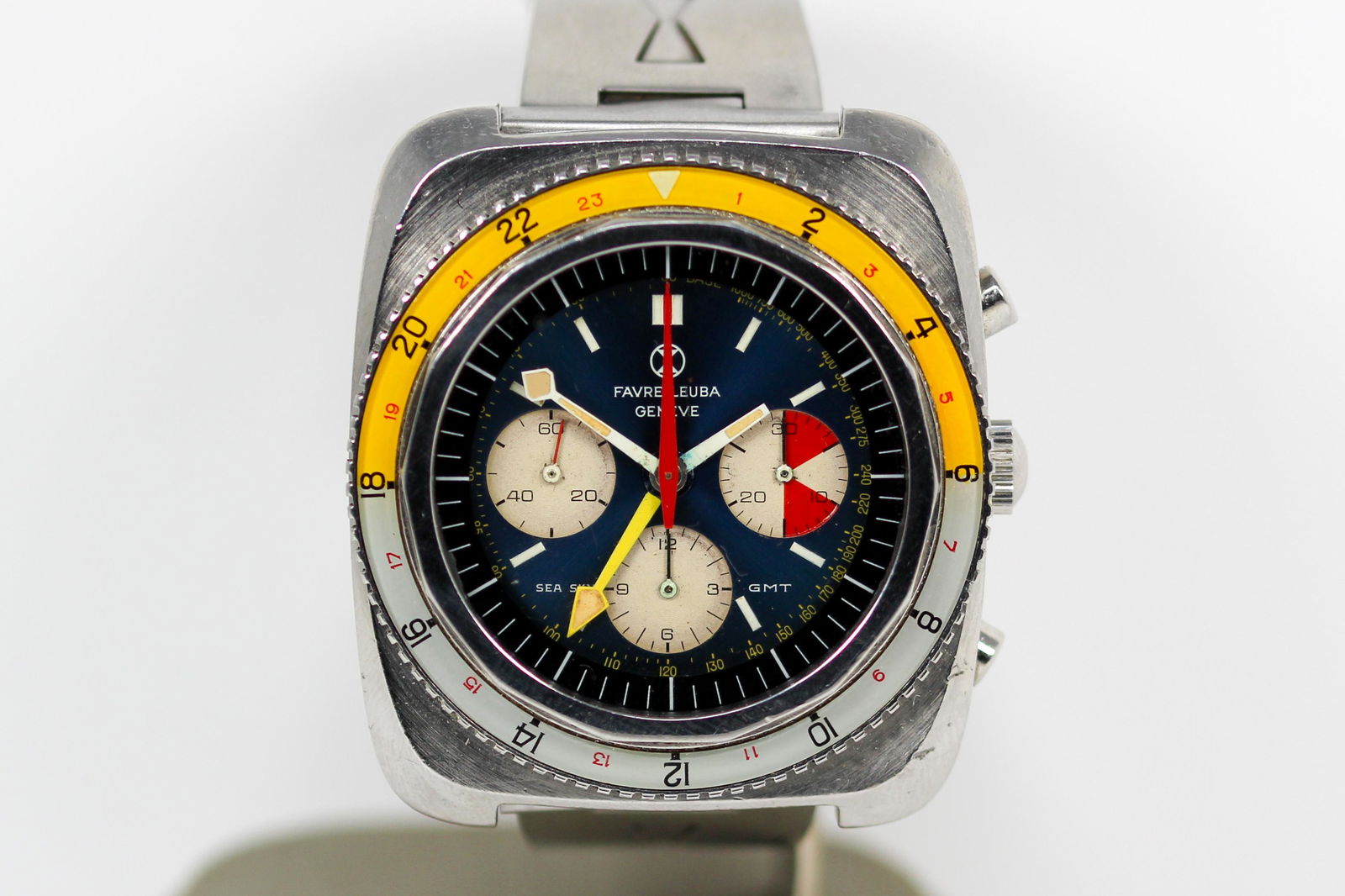 Vintage Favre-Leuba Geneve Sea Sky GMT Chronograph (1 of 7)