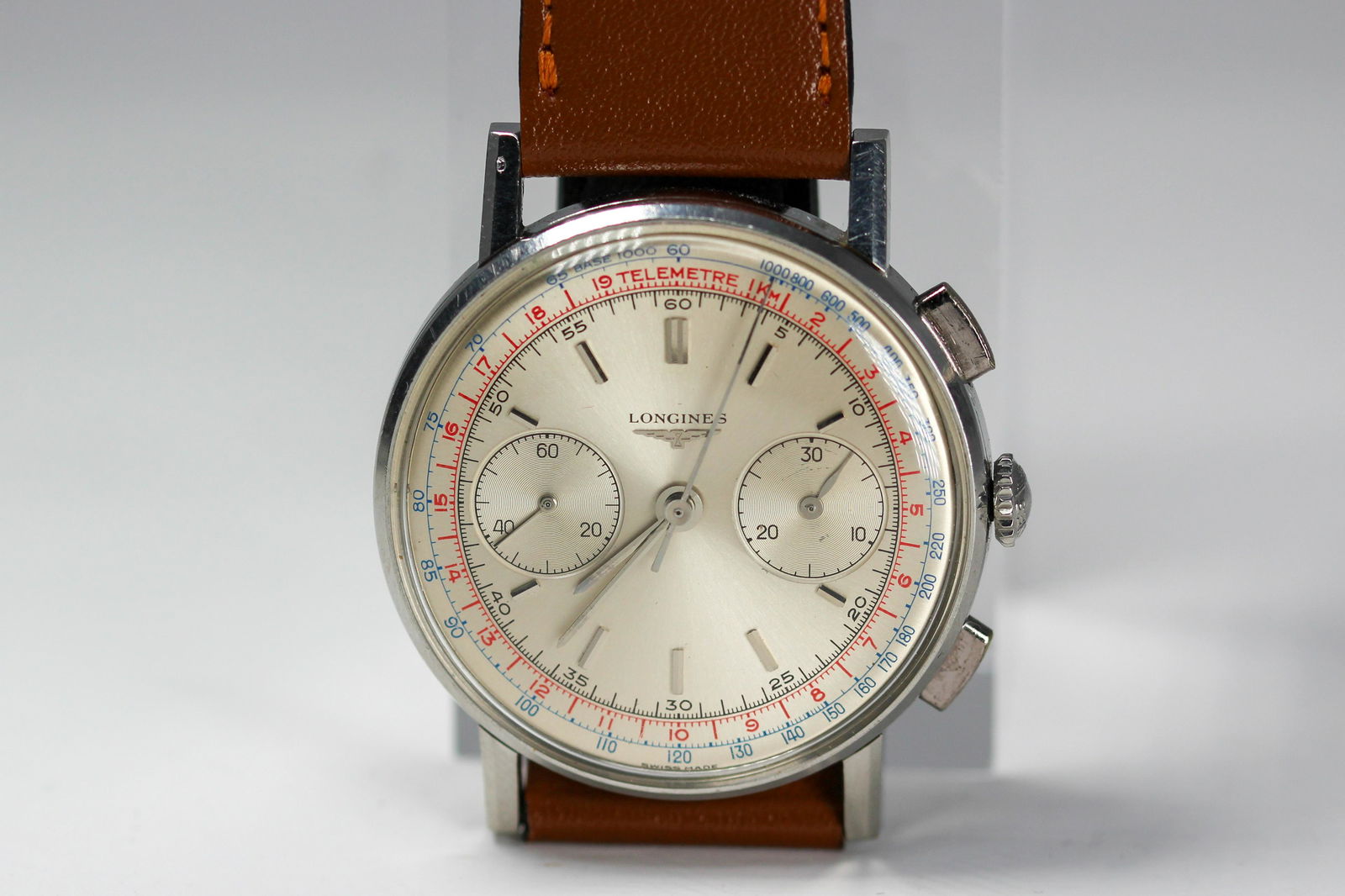 Vintage Longines Chronograph Stainless Steel Wristwatch (1 of 4)