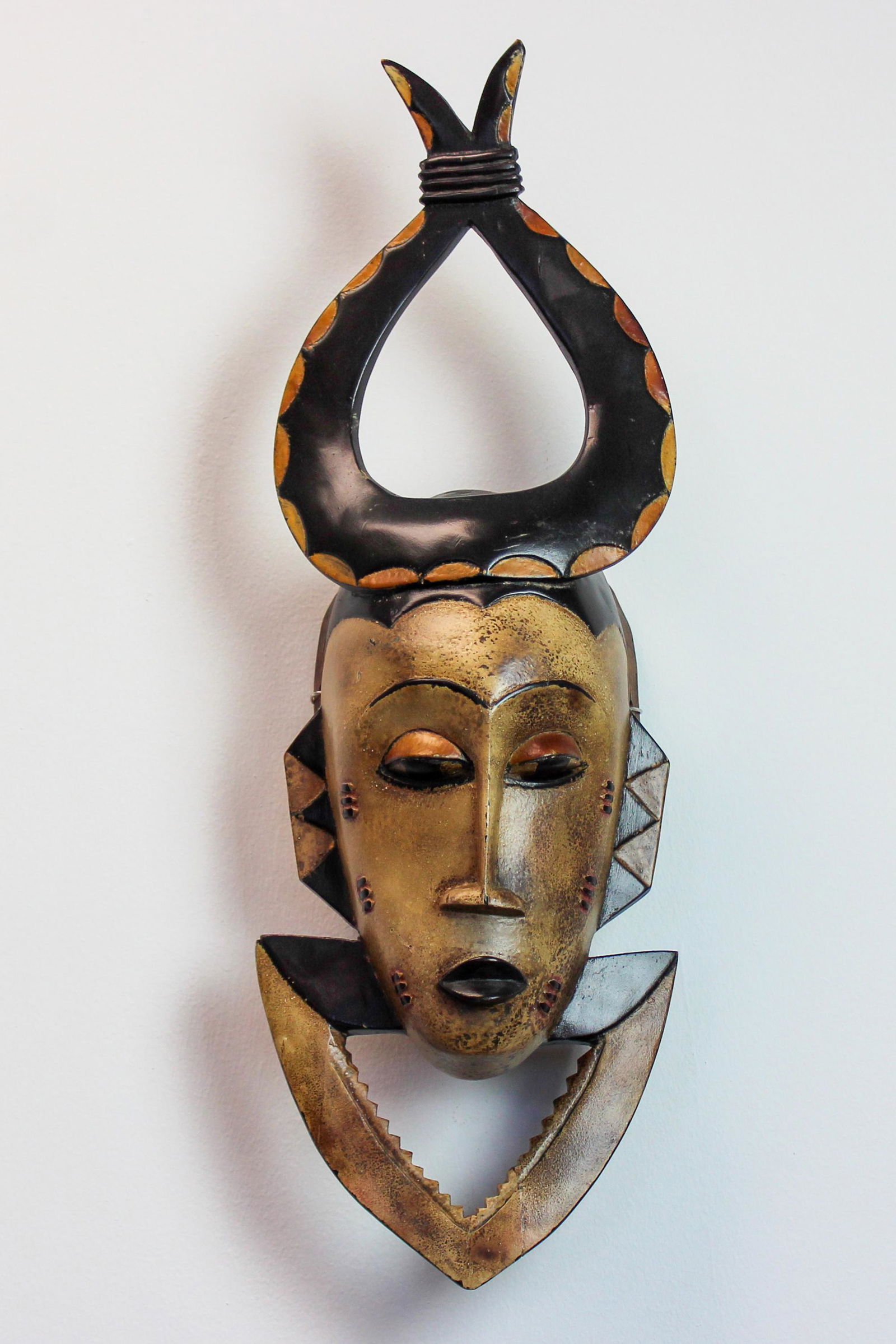 African Tribal Guro Mask (1 of 4)
