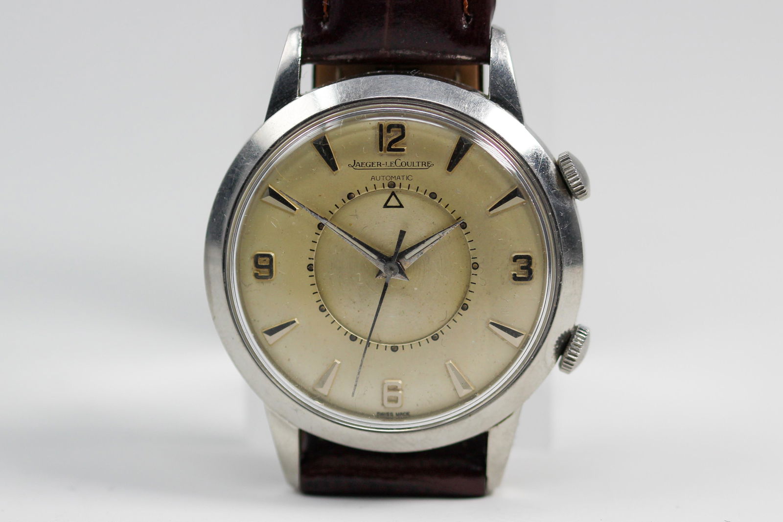 Vintage Jaeger LeCoultre Automatic Alarm Wristwatch (1 of 4)