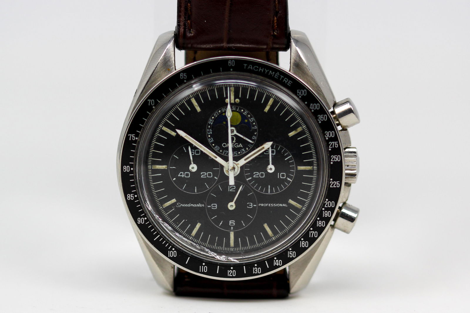 Vintage Omega Speedmaster Professional Chronograph Wristwatch (1 of 4)