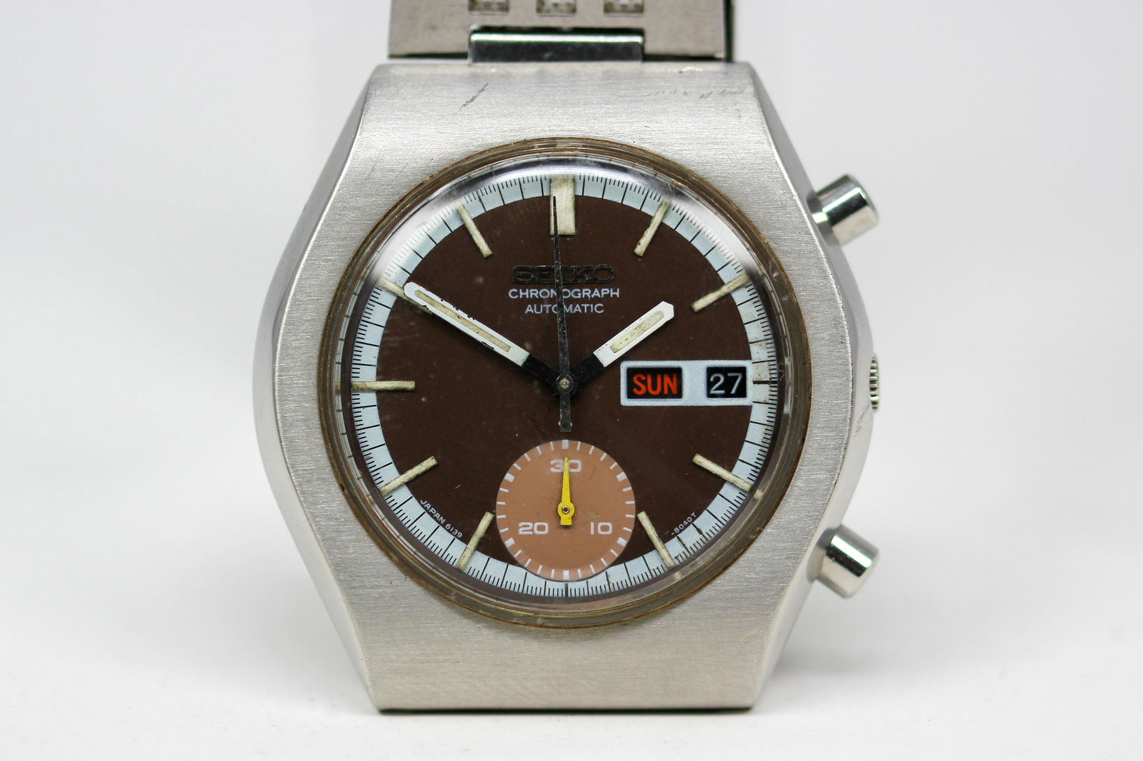 Vintage Seiko Chronograph Automatic with Day and Date Wristwatch (1 of 5)