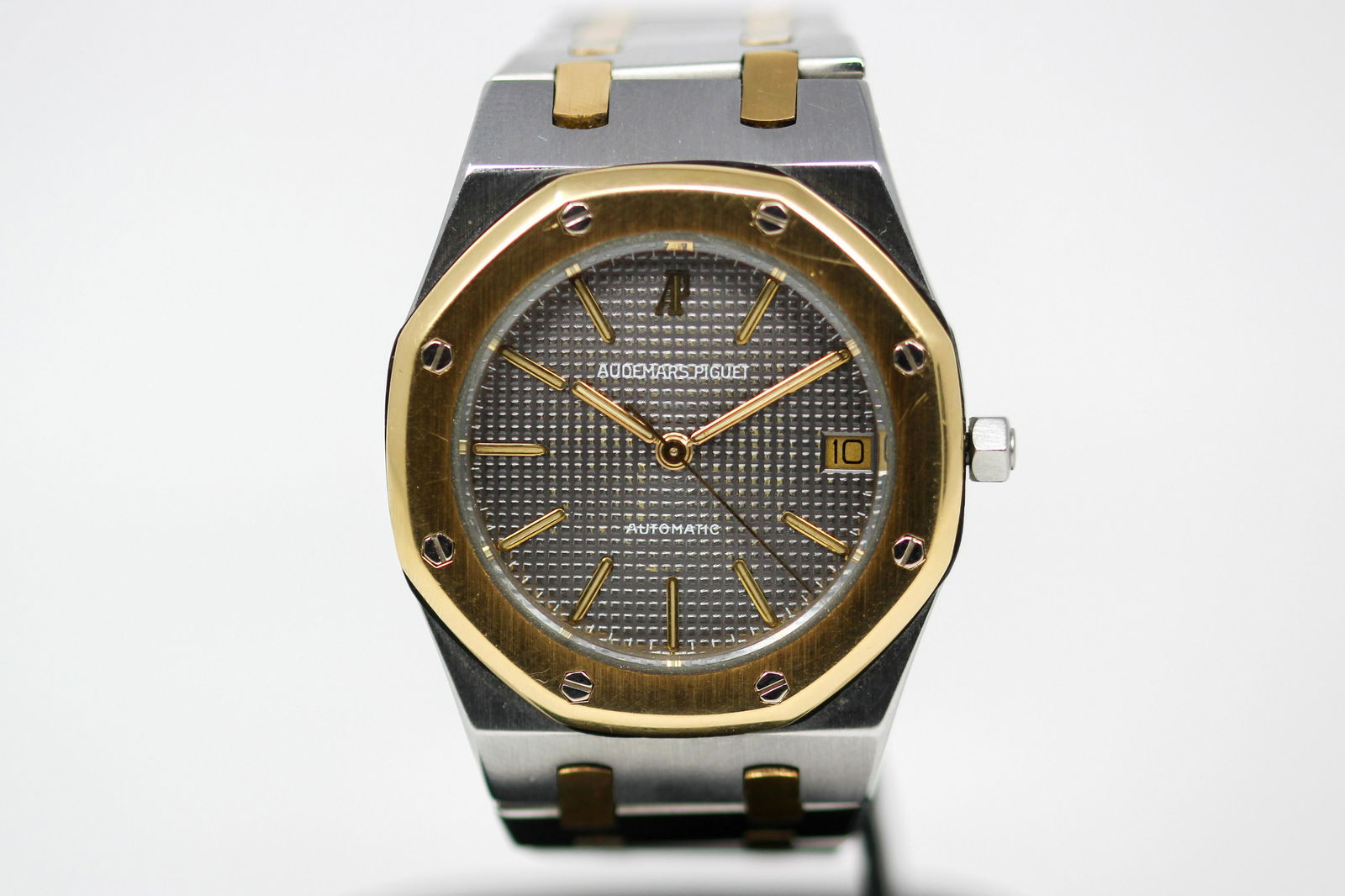 Vintage Two-Tone Audemars Piguet Automatic Royal Oak with Date Wristwatch (1 of 7)