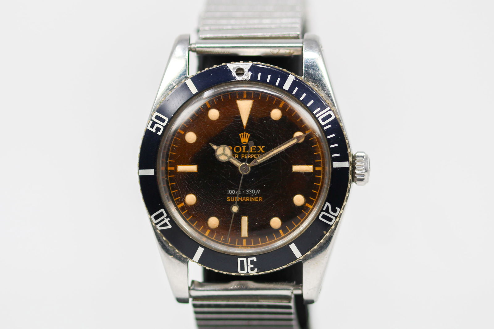 Vintage Rolex Oyster Perpetual Submariner Wristwatch (1 of 4)