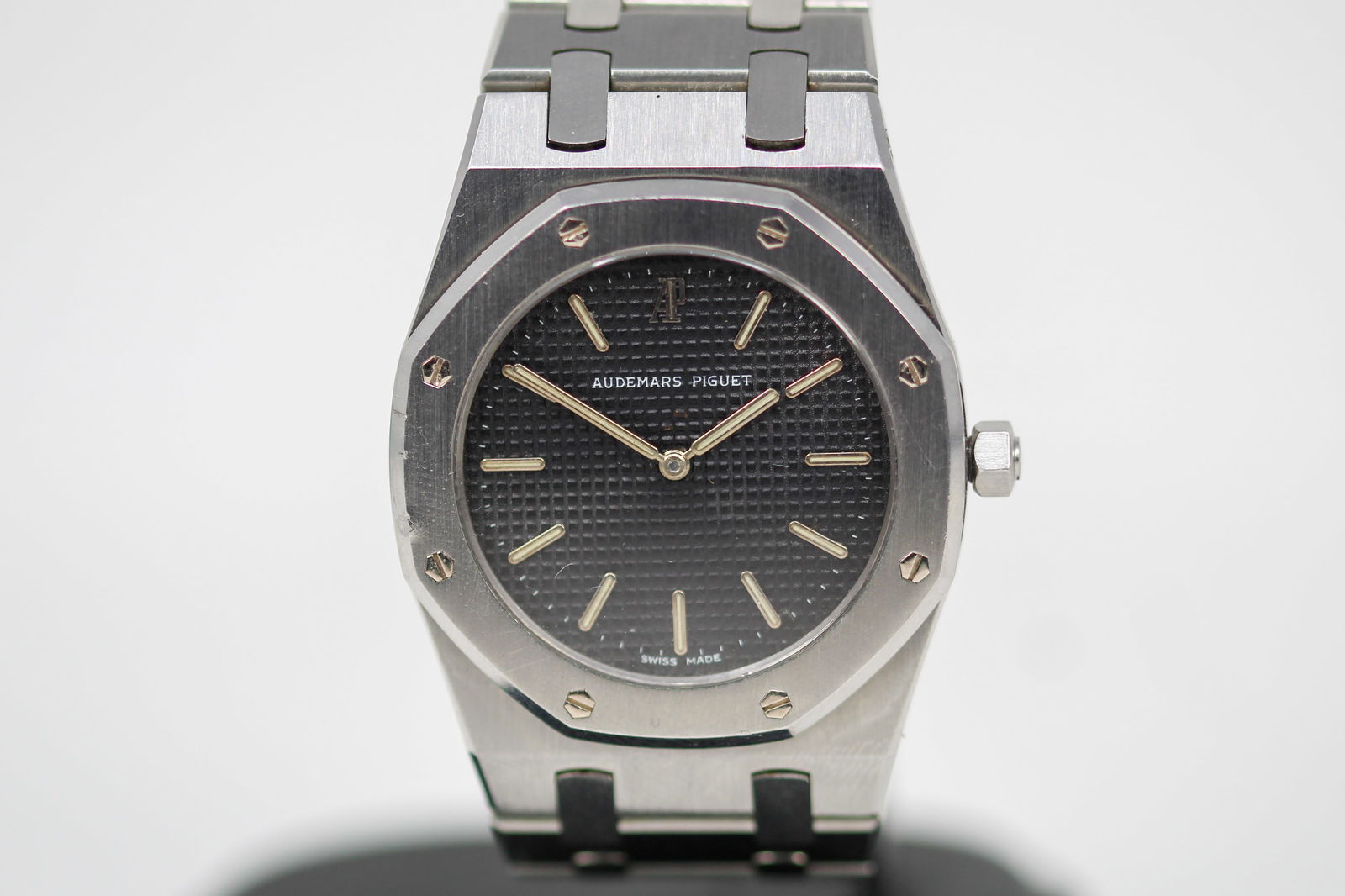 Vintage Audemars Piguet Royal Oak Wristwatch (1 of 7)
