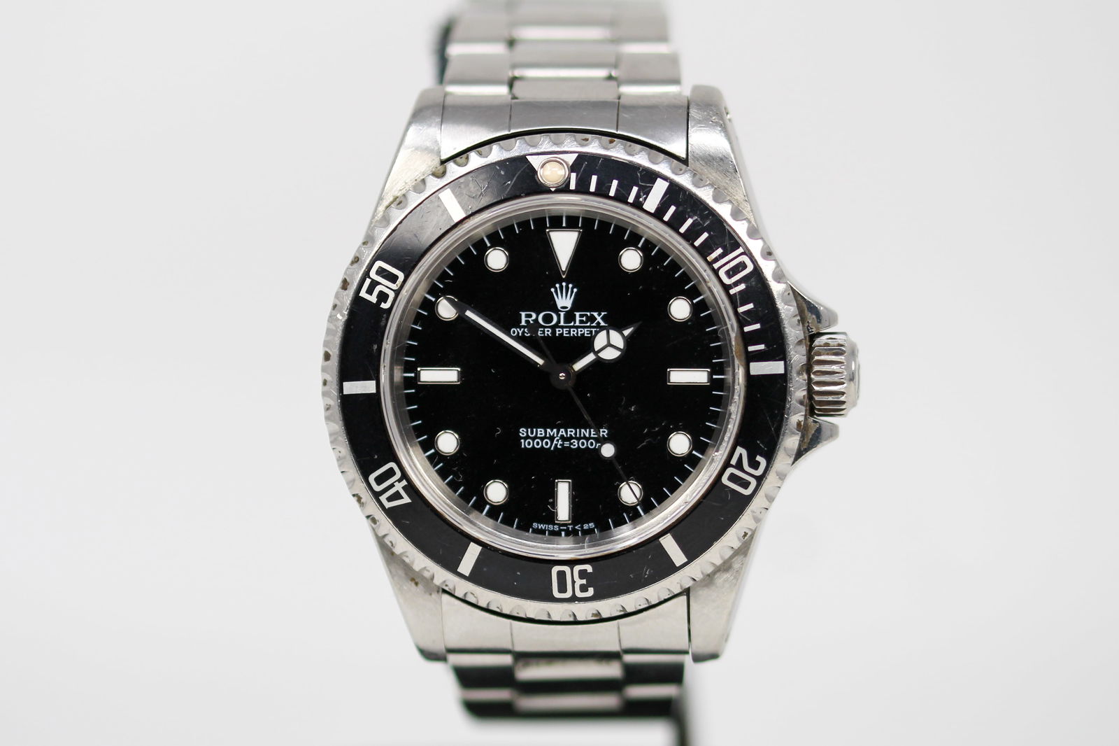 Vintage Rolex Oyster Perpetual Submariner Wristwatch with Rolex Certificate (1 of 11)