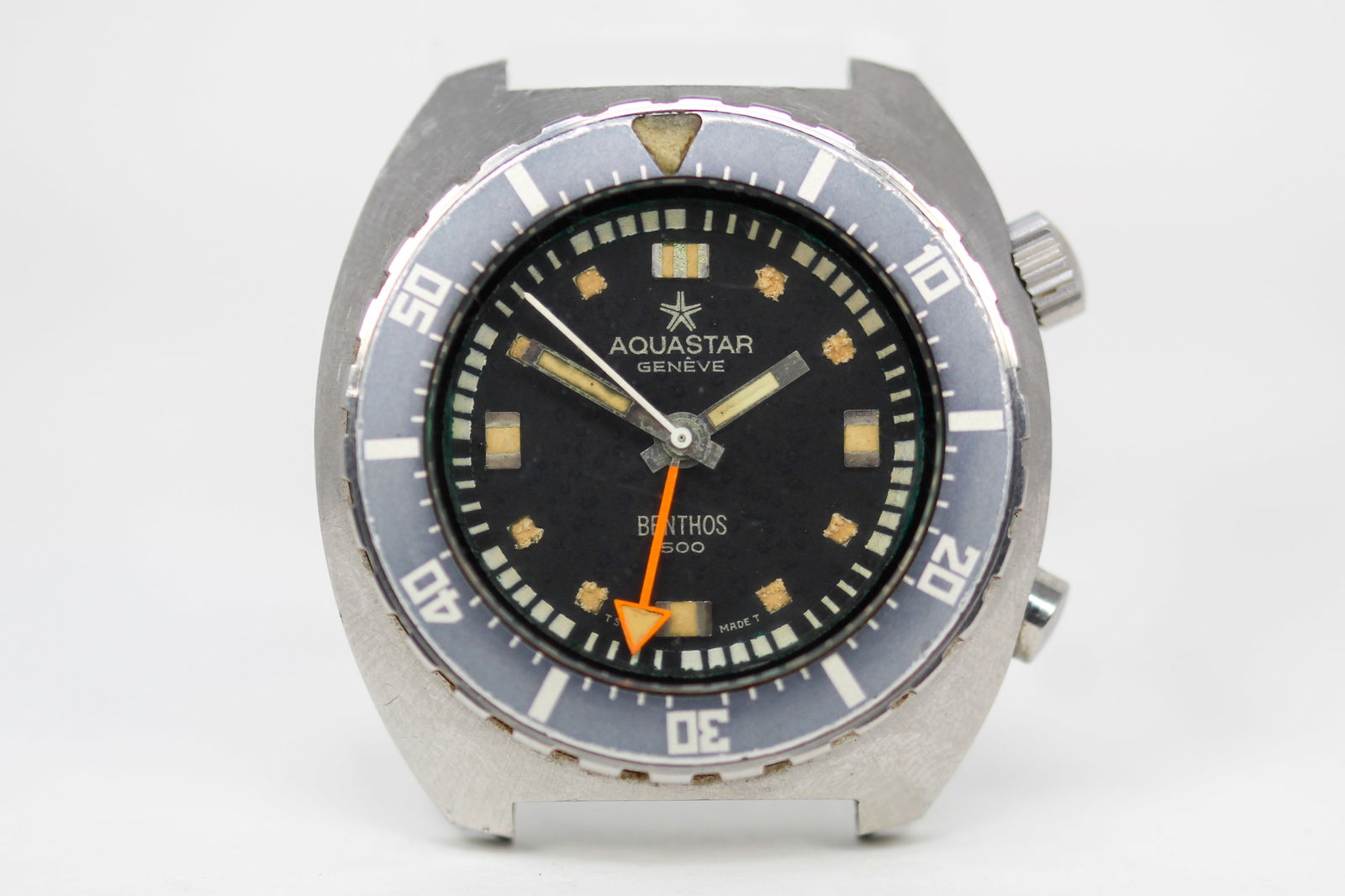 Vintage Aquastar Geneve Benthos 500 Wristwatch (1 of 6)