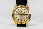 Vintage Bulova Accutron with Day and Date Wristwatch in 14k Yellow Gold